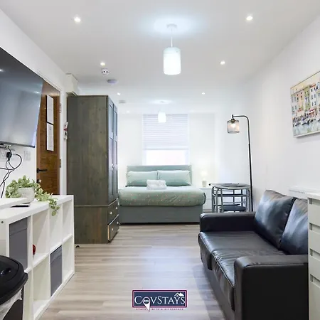 Old Silk Apartments - Serviced Studios And 2-Beds In Coventry City Centre By Covstays Exterior photo