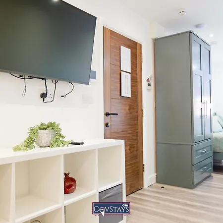 Old Silk Apartments - Serviced Studios And 2-Beds In Coventry City Centre By Covstays Exterior photo