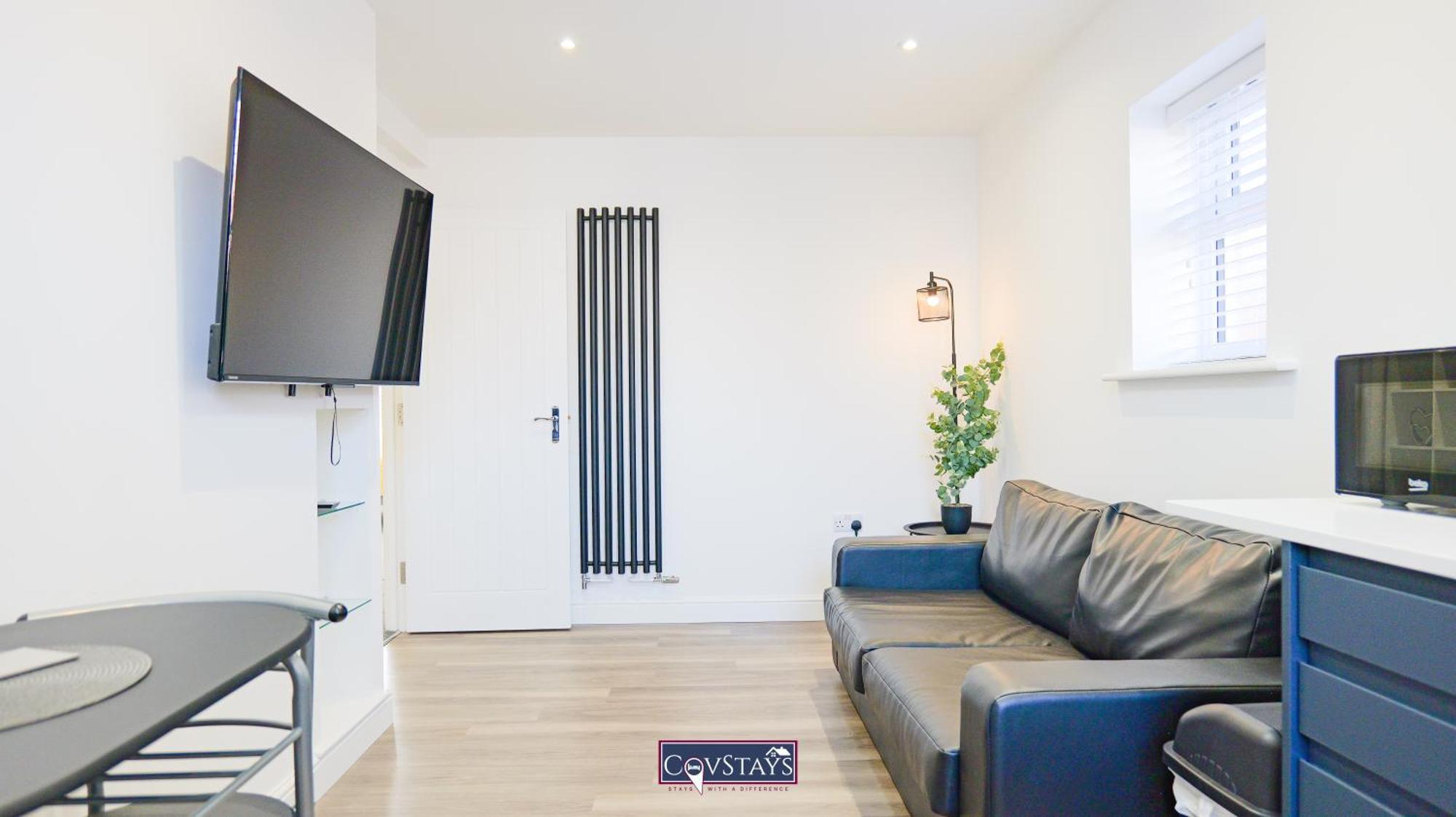 Old Silk - Serviced And 2-beds In Centre By Covstays *