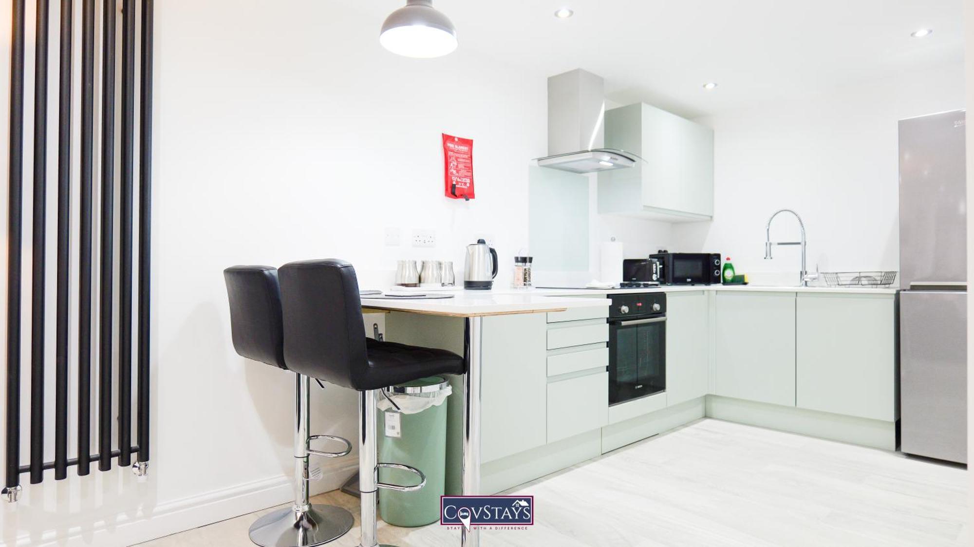 Old Silk - Serviced And 2-beds In Centre By Covstays Appartement