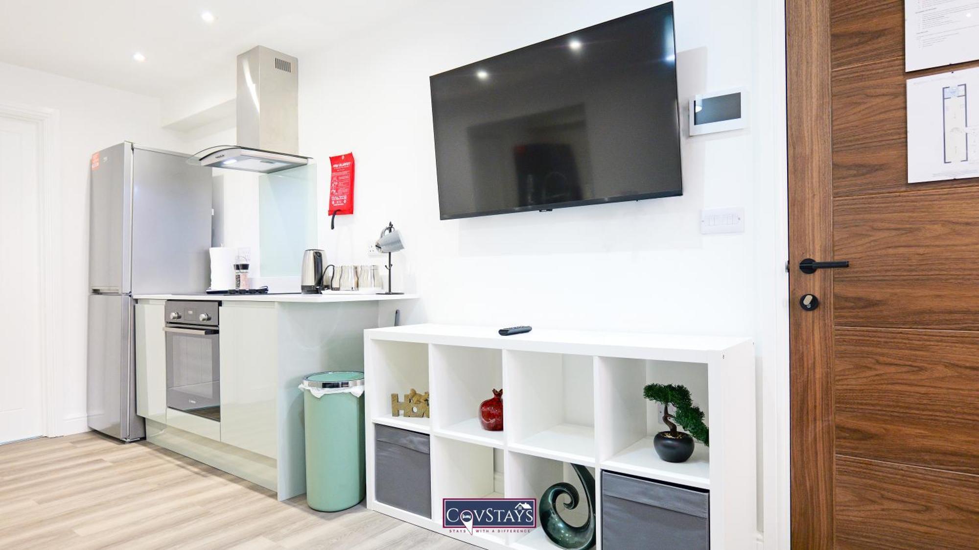 Old Silk - Serviced And 2-beds In Centre By Covstays Appartement